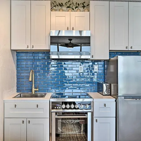Oceanfront, Fourth-Floor Condo On Daytona Beach!